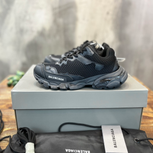 Balenciaga Track.3 Trainers - BG001