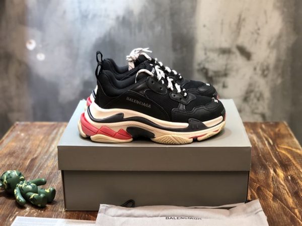 Balenciaga Triple S Trainers - BG015