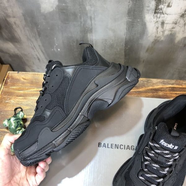 Balenciaga Triple S Trainers - BG016