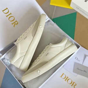 Dior B101 Cream Smooth Calfskin and Greige Nubuck Sneaker - DR057