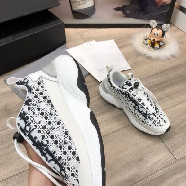 Dior B24 White Oblique Canvas Sneaker - DR054