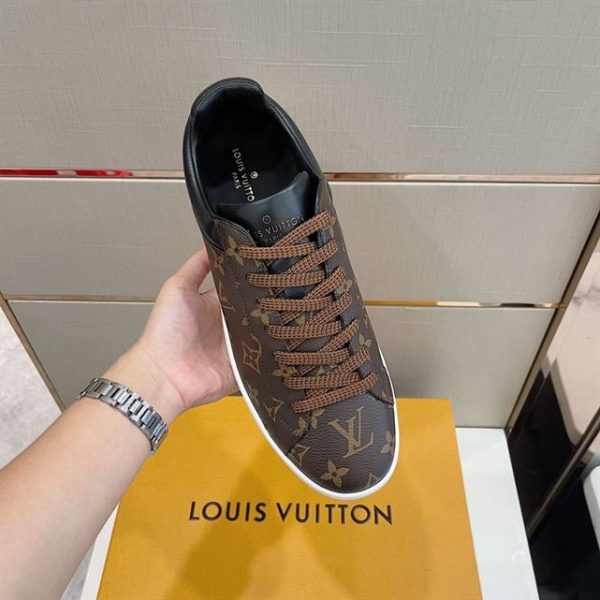 Louis Vuitton Luxembourg Sneaker - LS022