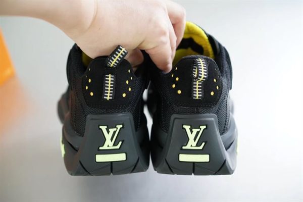 Louis Vuitton Millenium Sneaker - LS063