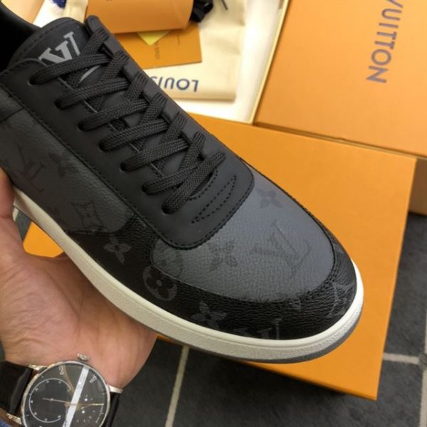 Louis Vuitton Rivoli Sneaker - LS018