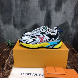 Louis Vuitton Runner Tatic Sneaker - LS065