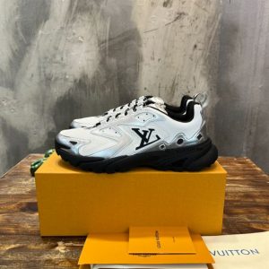 Louis Vuitton Runner Tatic Sneaker - LS066