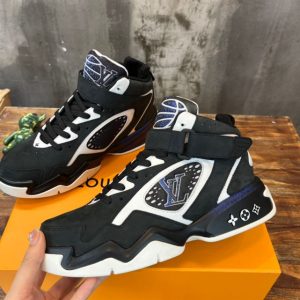 Louis Vuitton Trainer 2 Sneaker - LS003