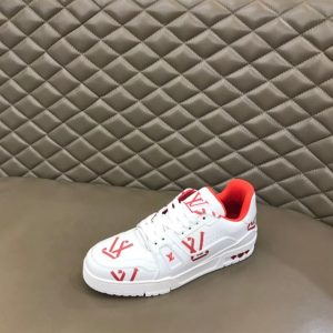 Louis Vuitton Trainer Sneaker - LS007