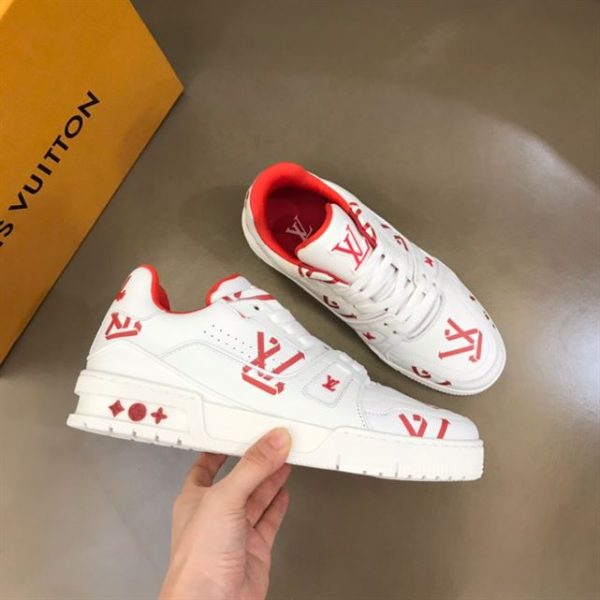 Louis Vuitton Trainer Sneaker - LS007