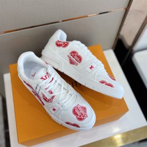 Louis Vuitton Trainer Sneaker - LS047