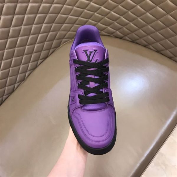 Louis Vuitton Trainer Sneaker - LS072