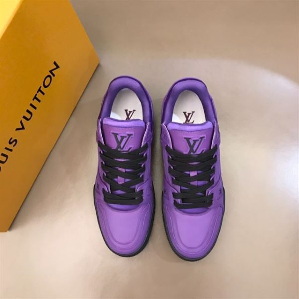 Louis Vuitton Trainer Sneaker - LS072