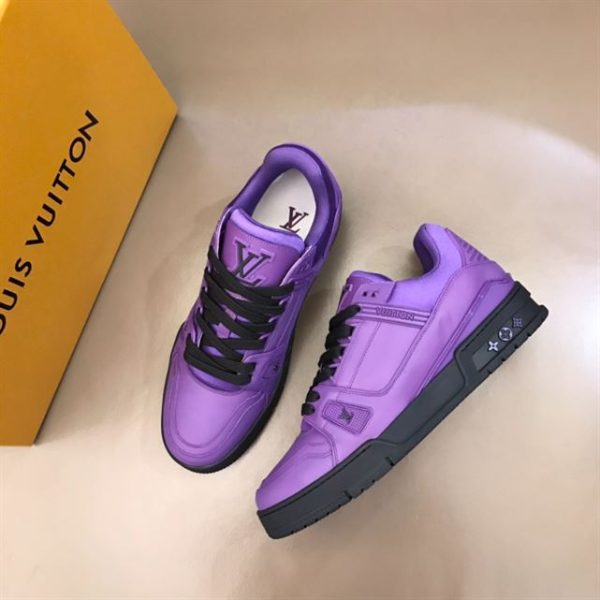 Louis Vuitton Trainer Sneaker - LS072