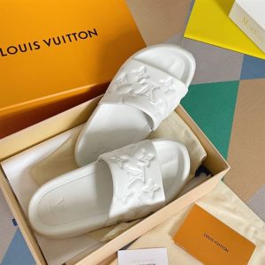 Louis Vuitton Waterfront Mule - LW005