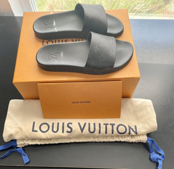 Louis Vuitton Waterfront Mule - LW006