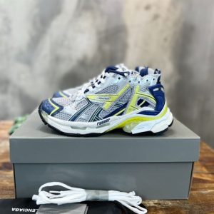 Balenciaga Runner Trainers - BG032