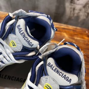 Balenciaga Runner Trainers - BG032