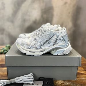 Balenciaga Runner Trainers - BG033