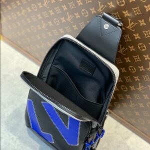 Louis Vuitton Avenue Sling Bag - LB10