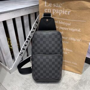 Louis Vuitton Avenue Slingbag - LB85