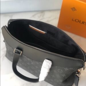 Louis Vuitton Briefcase Explorer - BL01