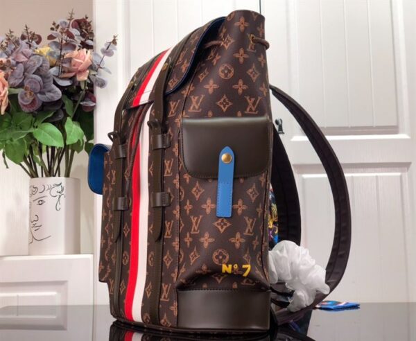 Louis Vuitton Christopher MM backpack - LP25