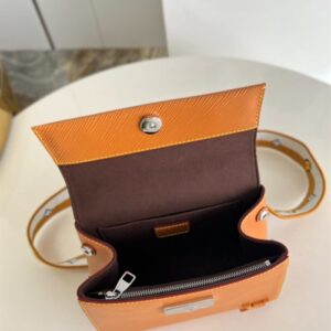 Louis Vuitton Cluny Mini Handbag - LH47