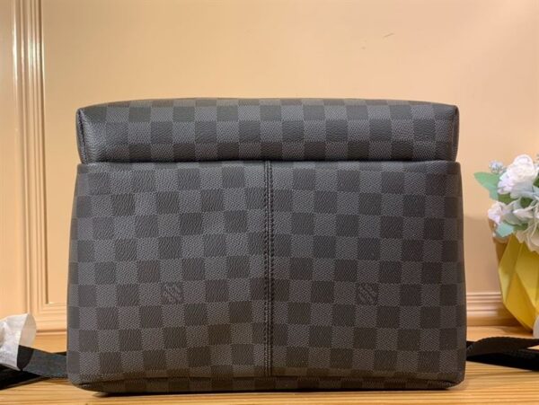 Louis Vuitton Discovery Backpack - LP09