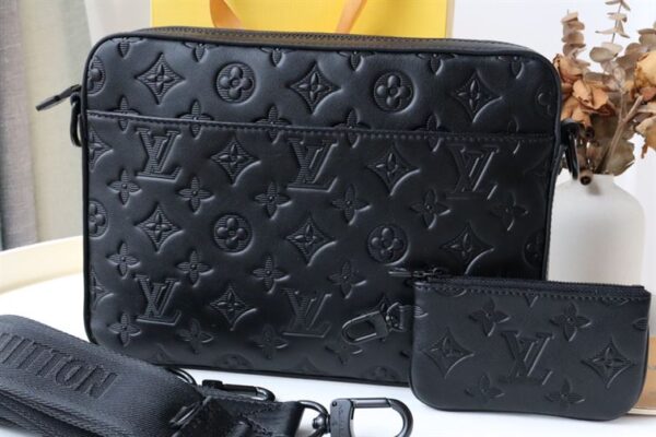 Louis Vuitton Duo Messenger - LB48