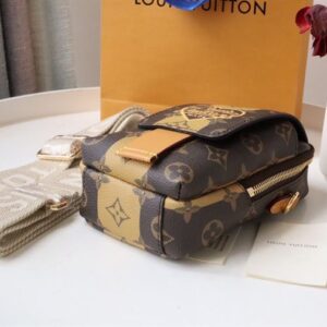 Louis Vuitton Flap Double Phone Pouch - LBS12