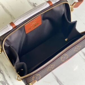 Louis Vuitton Handle Soft Trunk Bag - LB50