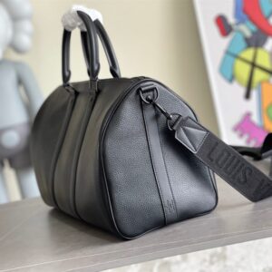 Louis Vuitton Keepall Bandoulière 40 - LK09