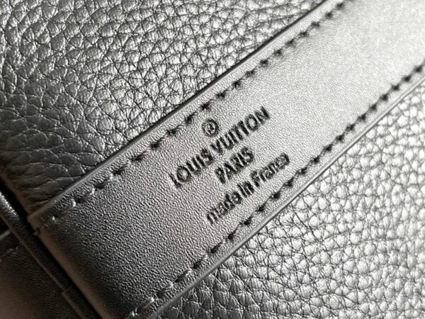 Louis Vuitton Keepall Bandoulière 40 - LK09