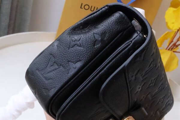 Louis Vuitton Marceau Chain Handbag - LH32