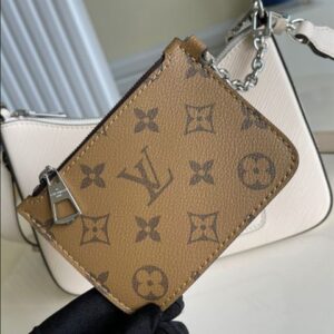 Louis Vuitton Marelle Handbag - LH44