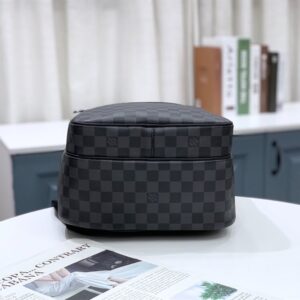 Louis Vuitton Michael Backpack NV2 - LP03