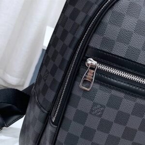 Louis Vuitton Michael Backpack NV2 - LP03