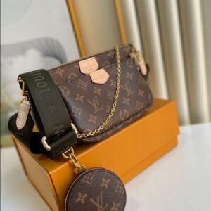 Louis Vuitton Multi Pochette Accessoire Bag - LH04