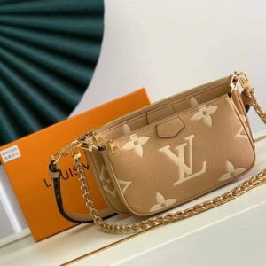 Louis Vuitton Multi Pochette Accessoire Bag - LH57