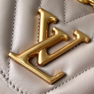 Louis Vuitton New Wave PM Chain Bag - LH38