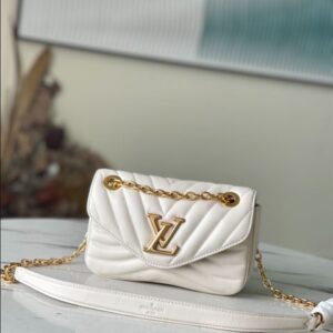 Louis Vuitton New Wave PM Chain Bag - LH39