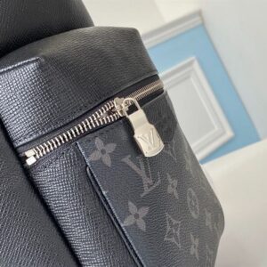 Louis Vuitton Outdoor Backpack - LP22