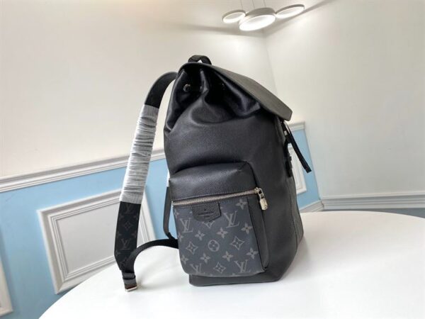 Louis Vuitton Outdoor Backpack - LP22