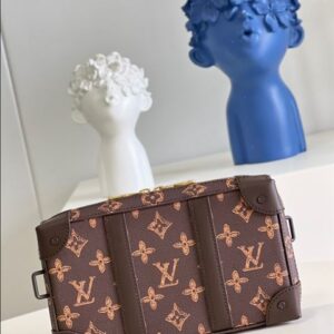 Louis Vuitton Soft Trunk Wearable Wallet - LB11