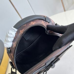 Louis Vuitton Wheel Box Bags - LB12