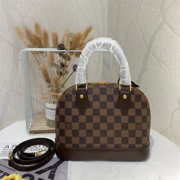 Louis Vuitton Alma BB Handbag - LH82