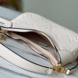 Louis Vuitton Bagatelle Handbag - LH77