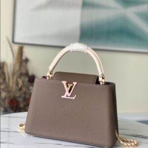 Louis Vuitton Capucines MM Bag - LH156