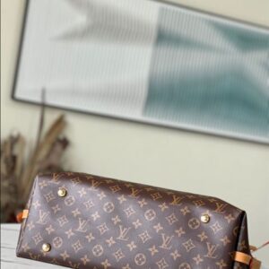 Louis Vuitton CarryAll MM Handbag - LH168