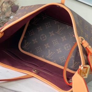 Louis Vuitton CarryAll PM Handbag - LH169